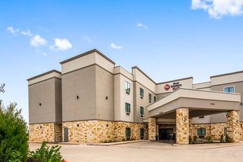Best Western Plus Waller Hotel