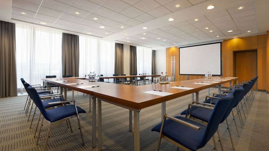 Ramada Amsterdam Airport Schiphol Meeting