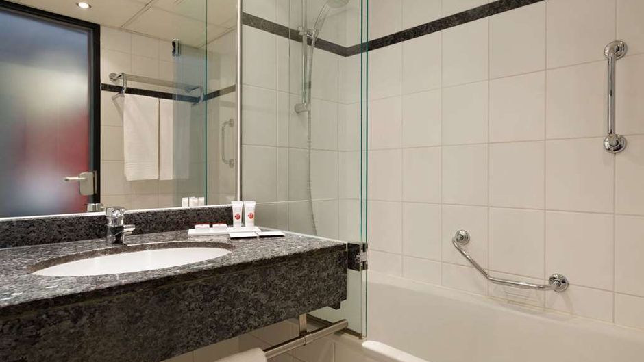 Ramada Amsterdam Airport Schiphol Room