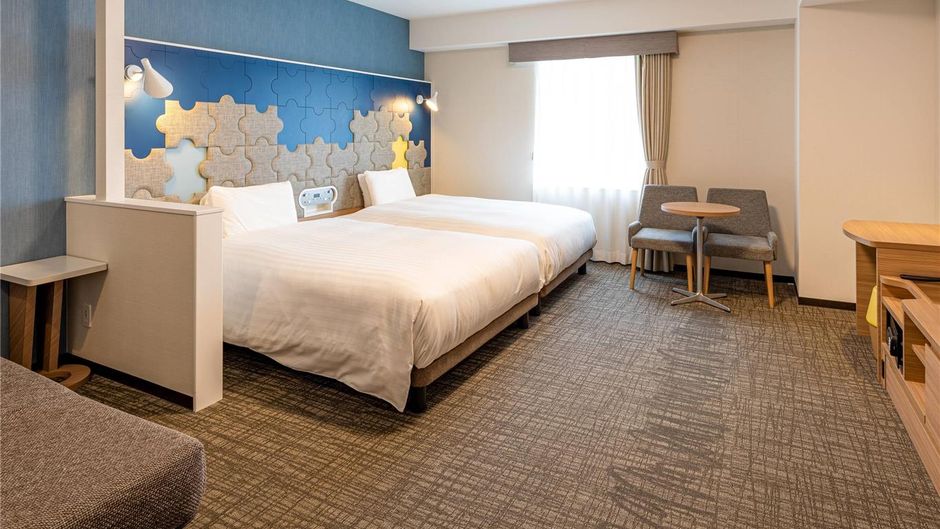 Comfort Suites Tokyo Bay Room