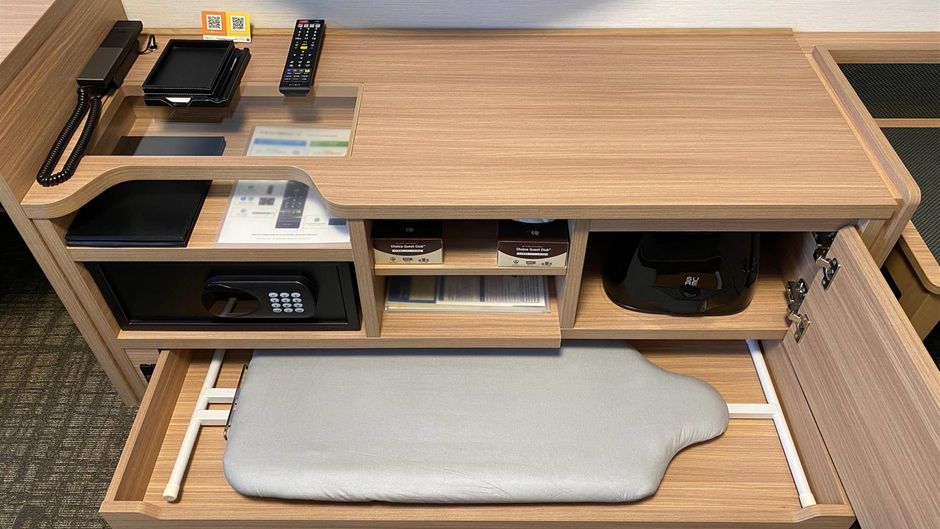 Comfort Suites Tokyo Bay Room