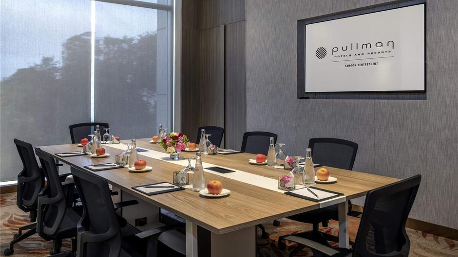 Pullman Yangon Centrepoint Hotel Meeting