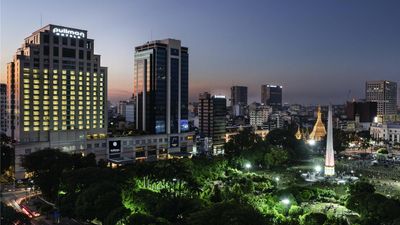 Pullman Yangon Centrepoint Hotel
