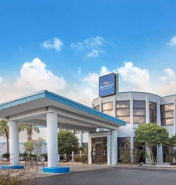 Baymont Inn & Suites