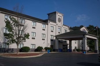 Baymont Inn & Suites Portage