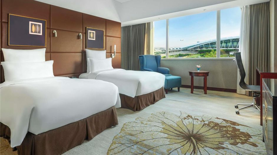 Pullman Guangzhou Baiyun Airport Room
