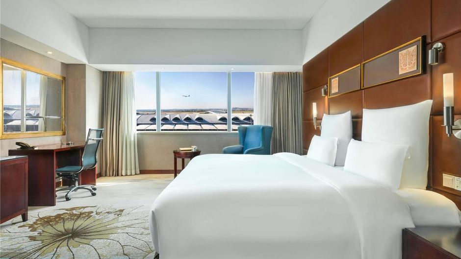 Pullman Guangzhou Baiyun Airport Room