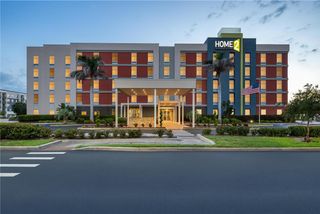 Home2 Suites by Hilton Brandon