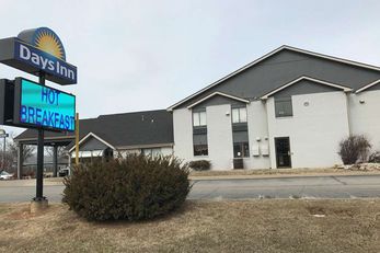 Days Inn by Wyndham Carthage