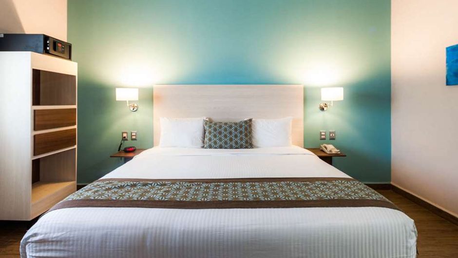 Comfort Inn & Suites Los Cabos Room