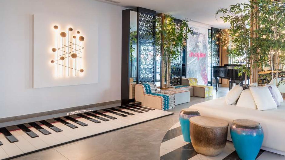 Barcelo Imagine Lobby