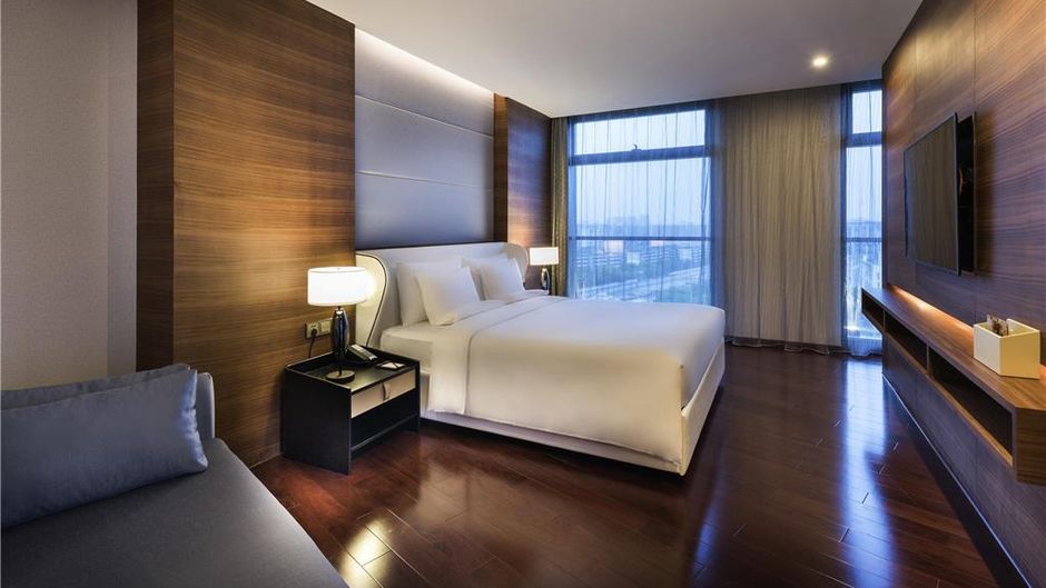 Novotel Shanghai Hongqiao Room