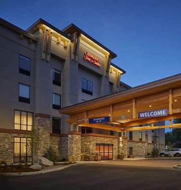 Hampton Inn & Suites Roseburg