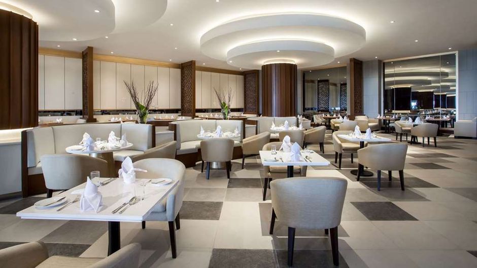 Wyndham Opi Hotel Palembang Restaurant
