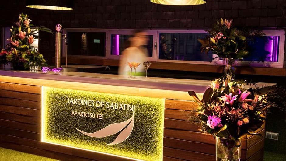 Jardines de Sabatini Apartosuites Restaurant