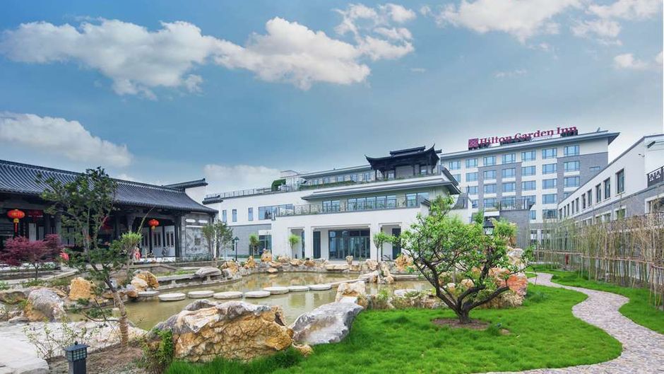 Hilton Garden Inn Qidong Exterior