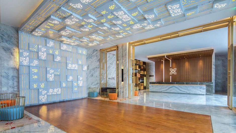 Hilton Garden Inn Qidong Lobby