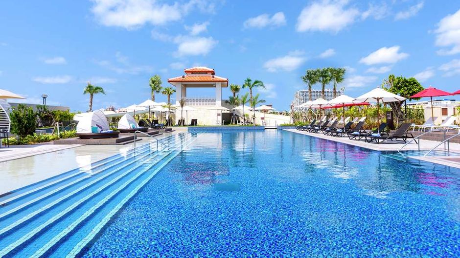 DoubleTree by Hilton Okinawa Chatan Pool