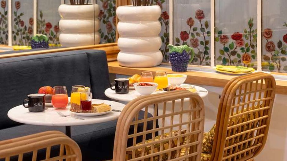 Solly Hotel Restaurant