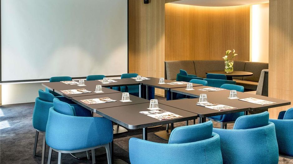 Mercure Paris 17 Batignolles Meeting
