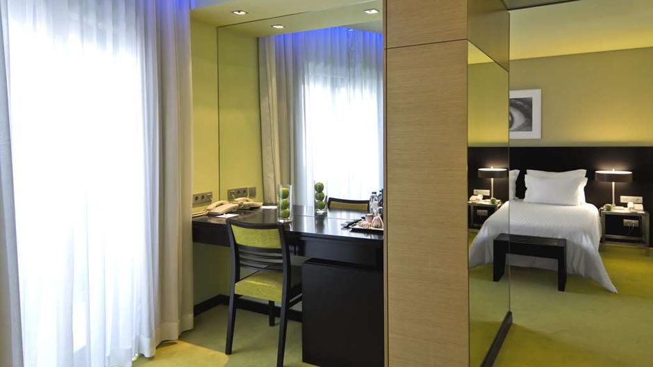 Sana Capitol Hotel Suite