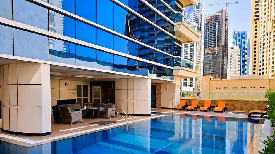 Barcelo Residences Dubai Marina Pool