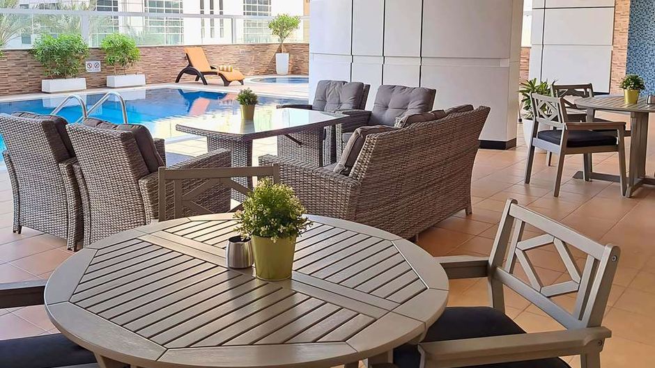 Barcelo Residences Dubai Marina Pool