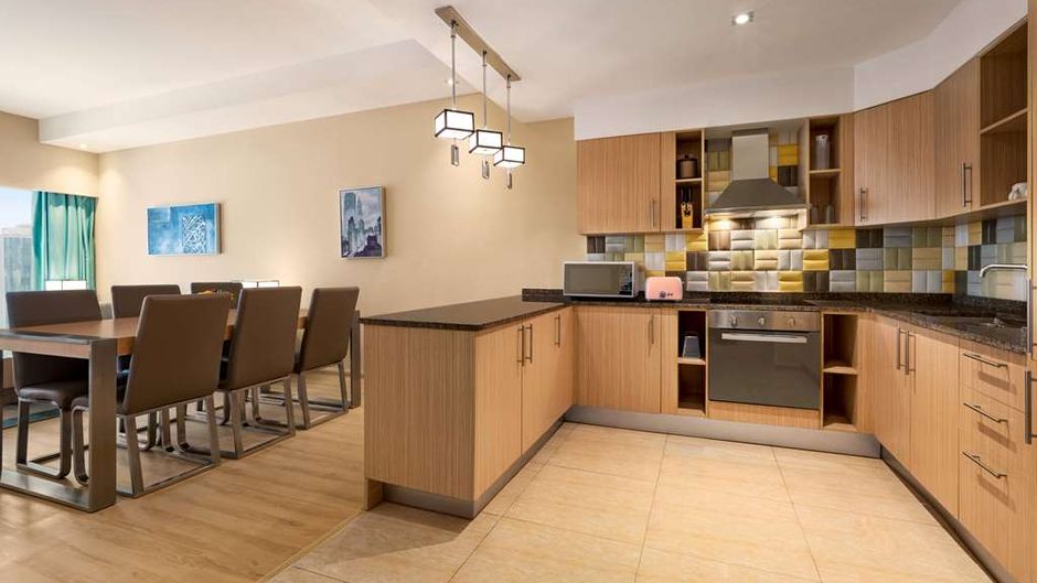 Wyndham Doha West Bay Suite
