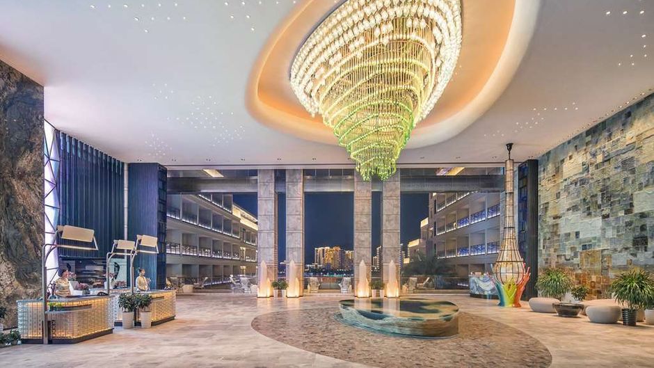 Wingate by Wyndham Sanya Luhui Lobby