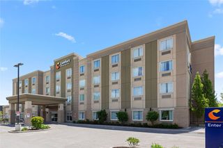 Comfort Inn and Suites Bowmanville