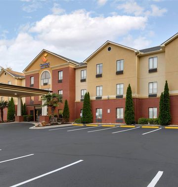 Comfort Inn & Suites Canton