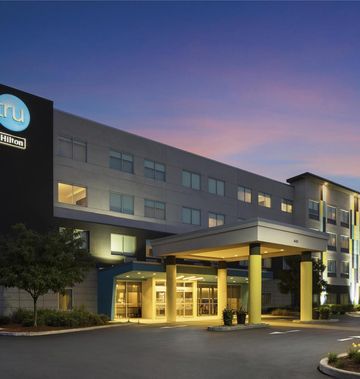 Tru by Hilton Chicopee Springfield