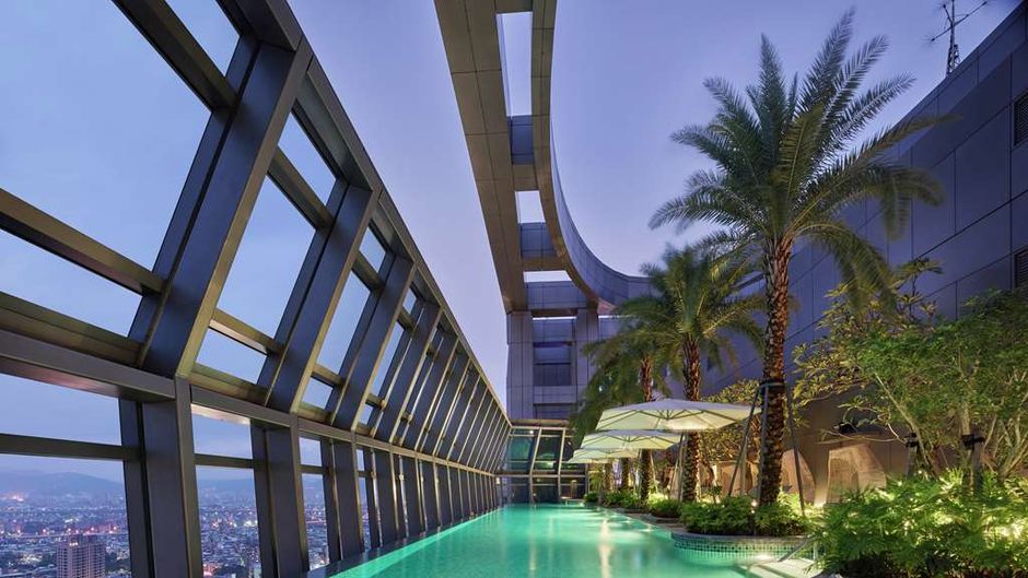 Hilton Taipei Sinban Pool