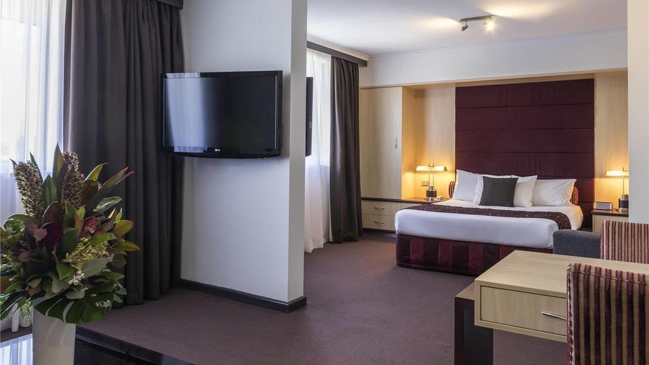 Mercure Albury Room