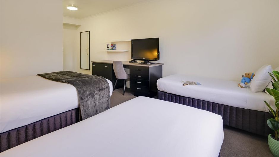 Mercure Albury Room