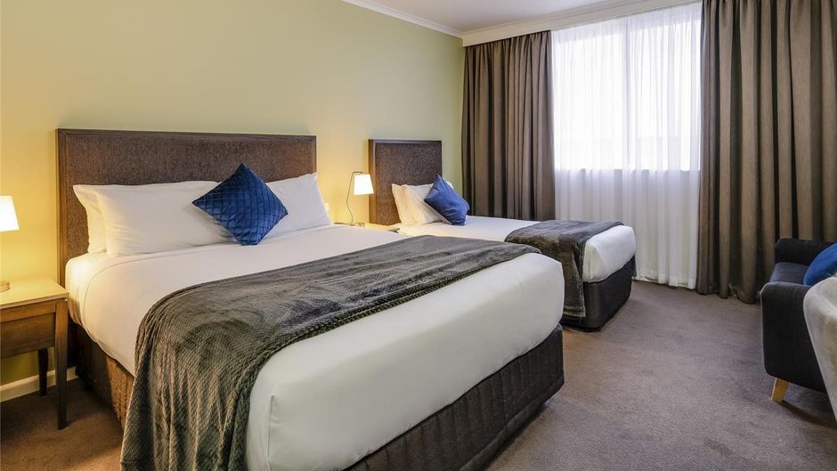 Mercure Albury Exterior