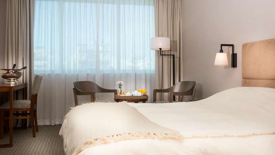 Howard Johnson Plaza Buenos Aires Room