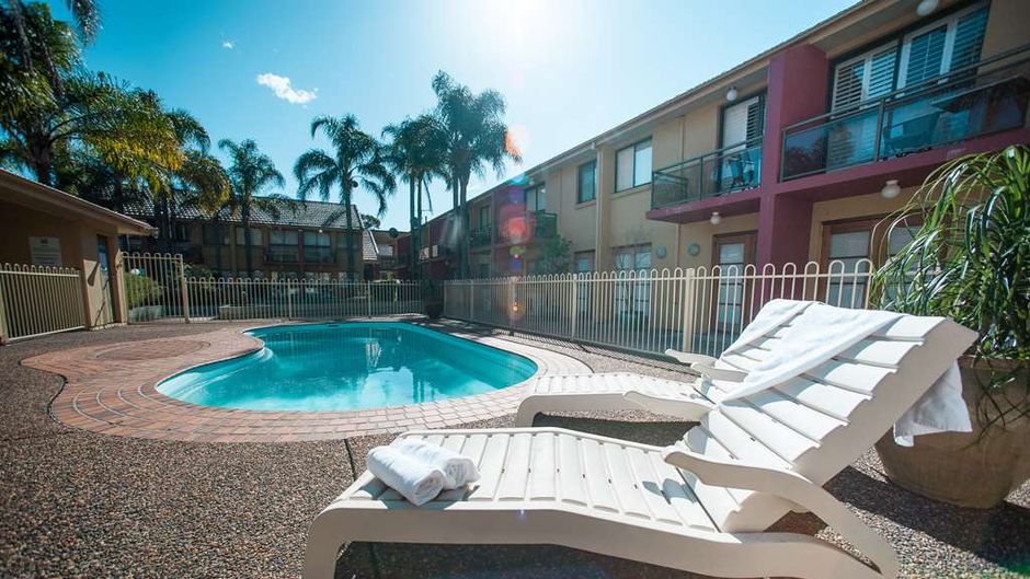 Ramada Hotel & Suites Sydney Cabramatta Pool