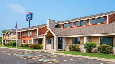 AmericInn by Wyndham Little Falls