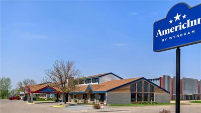 AmericInn Lodge/Suites Crookston U of M