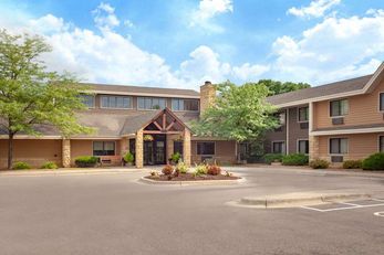 AmericInn by Wyndham Mankato Center