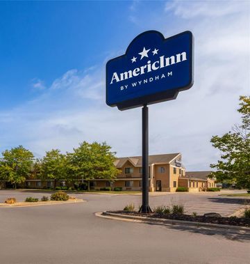 AmericInn by Wyndham Mankato Center