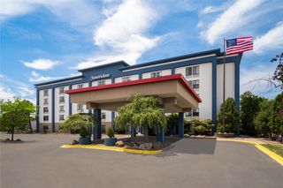 AmericInn by Wyndham Madison West