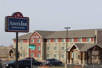 AmericInn by Wyndham Cedar Rapids