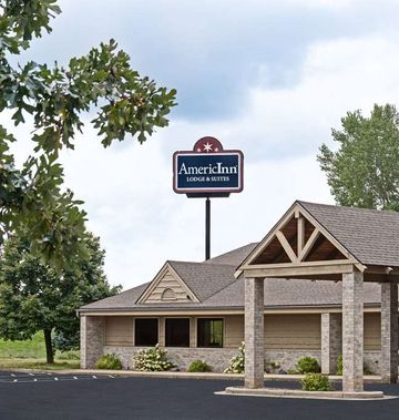 AmericInn by Wyndham Tomah