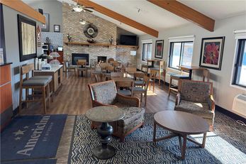 AmericInn by Wyndham Albert Lea
