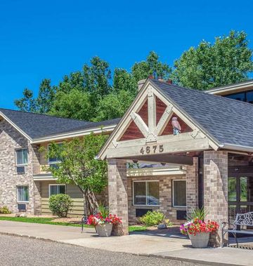 AmericInn by Wyndham White Bear Lake