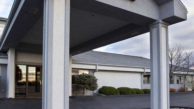 AmericInn Hotel & Suites Bay City