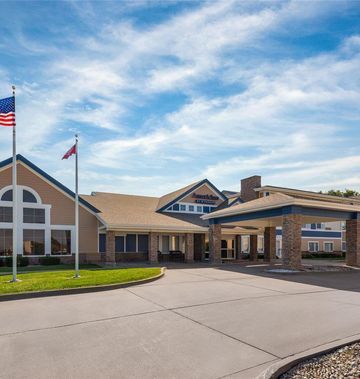 AmericInn by Wyndham Monmouth