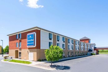 AmericInn Hotel & Stes Rochester Airport